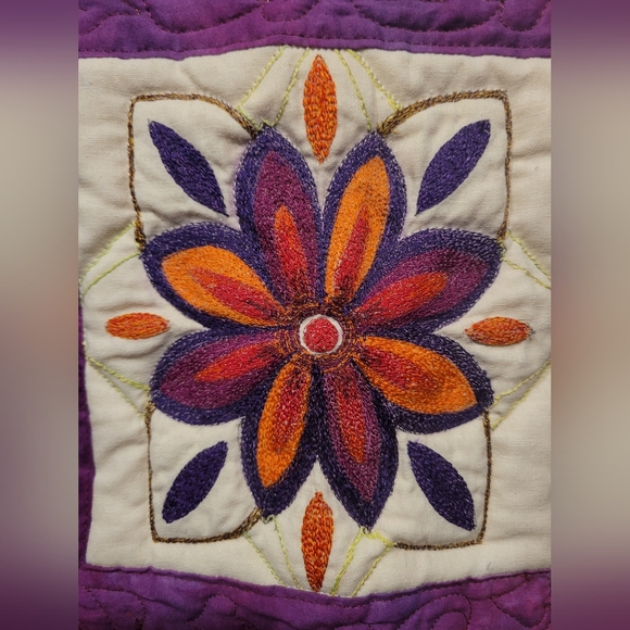 OOAK EUC 19 1/4 x 19 1/4 Colorful Wall Hanging Jewel Box Quilt Square By Artist - Picture 3 of 8